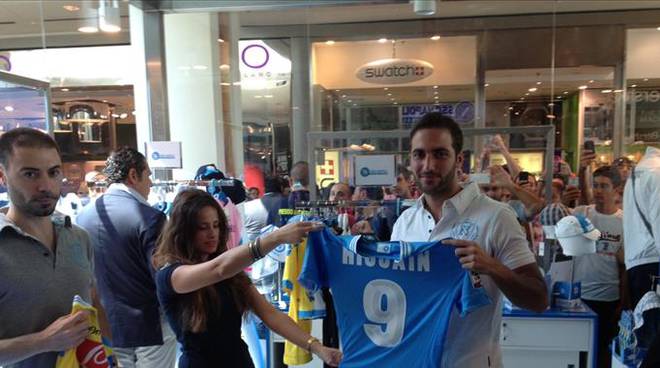 SSC Napoli Official Store — Marcianise, Centro Commerciale