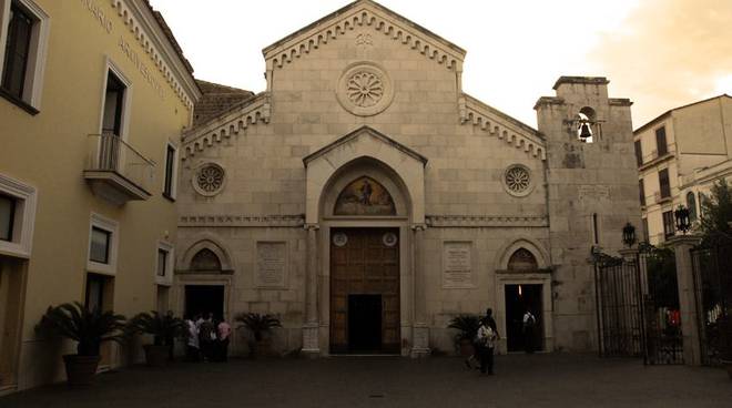 CATTEDRALE DI SORRENTO VISTA FACCIALE.jpg