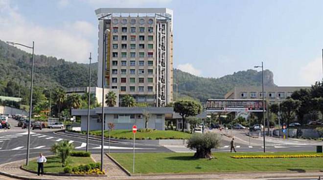 ospedale-salerno-ruggi_01.jpg