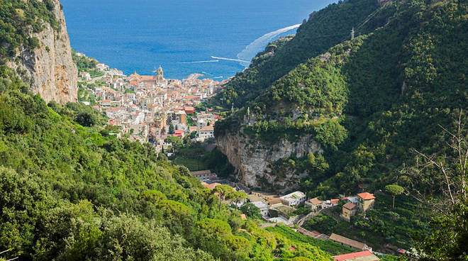 AMALFI - VALLE DELLE FERRIERE