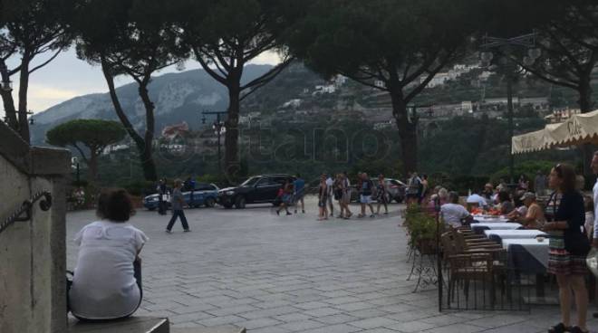 Polizia piazza duomo ravello