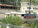Costiera Amalfitana, bus parcheggiati lungo la statale e traffico