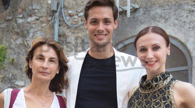 Il direttore Arstistico Laura Valente con Jacopo Tissi e l’etoile Svetlana Zakharova