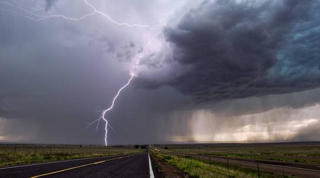 Meteo: ottobre, inizio all'insegna del freddo e piogge atlantiche