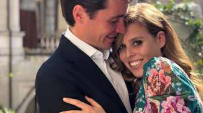 Beatrice di York sposa con Edoardo Mapelli Mozzi Il loro amore