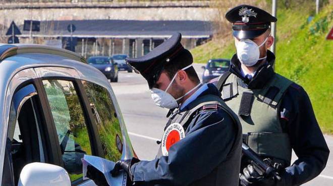 controlli carabinieri coronavirus 