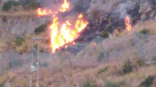 Incendio Conca dei Marini 