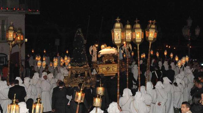 Sigismondo Nastri: I riti (mancanti) della Settimana Santa in Costa d’Amalfi