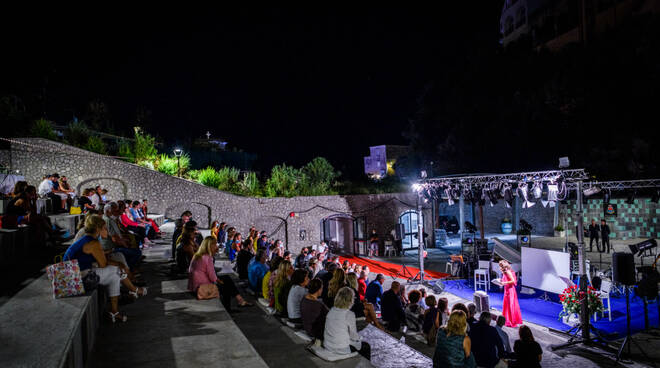 Amare il mondo…del teatro da Bertolt Brecht a Gerardo D’Andrea