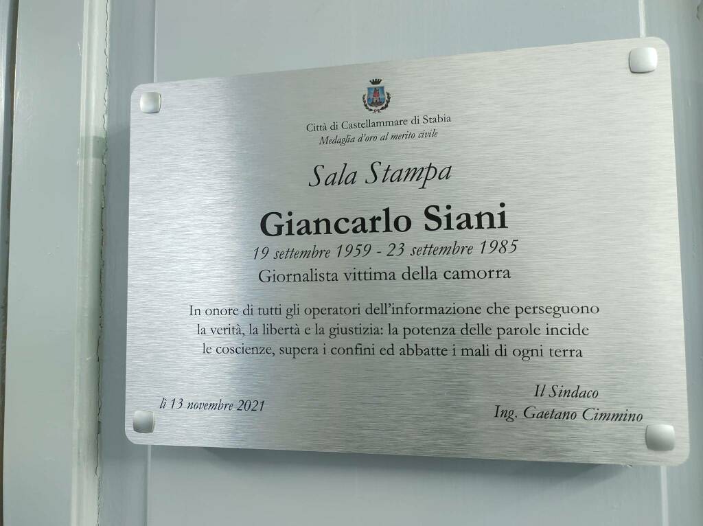 Castellammare di Stabia, inaugurata ieri a Palazzo Farnese la nuova Sala Stampa "Giancarlo Siani"