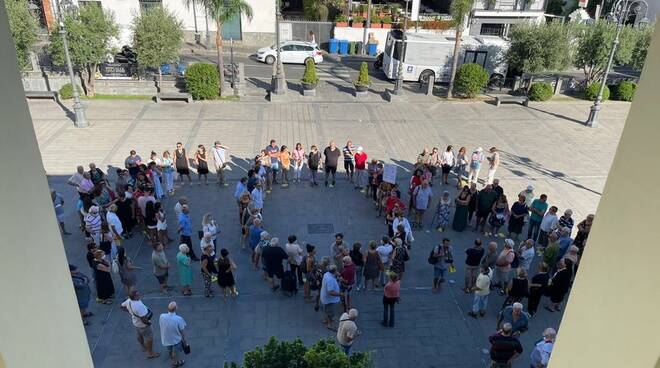 Vico Equense, 300 cittadini alla mobilitazione per l’ospedale di Vico Equense