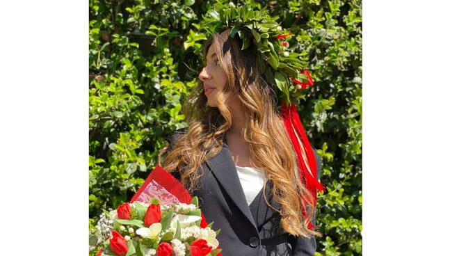 Positano, auguri a Viviana Fusco che raggiunge il traguardo della Laurea con un bellissimo 110 e lode