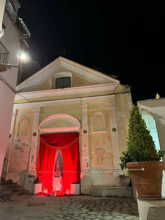 Positano Trono Addolorata a Fornillo 