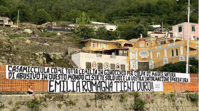 Ultras celario ischia Emilia Romagna striscione 