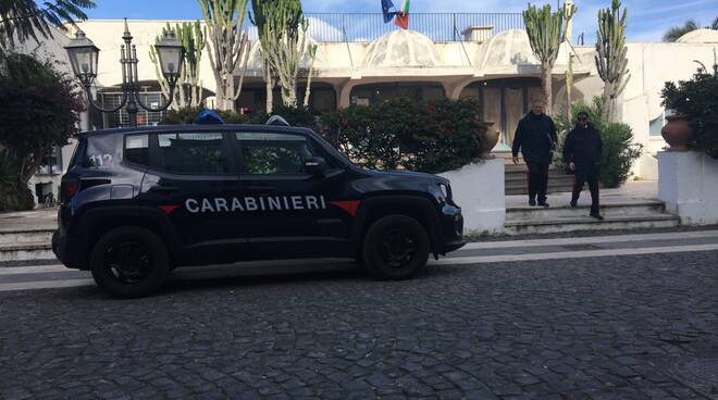 Carabinieri ischia