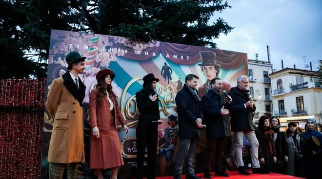 Accensione albero a Sorrento per le Giornate del Cinema 