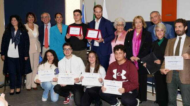 Al Liceo Scientifico Francesco Severi, assegnazione del \"Premio #beethechange 2023\".