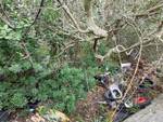 Sequestrato un uliveto nascosto a Praiano: scoperto deposito illegale di rifiuti 