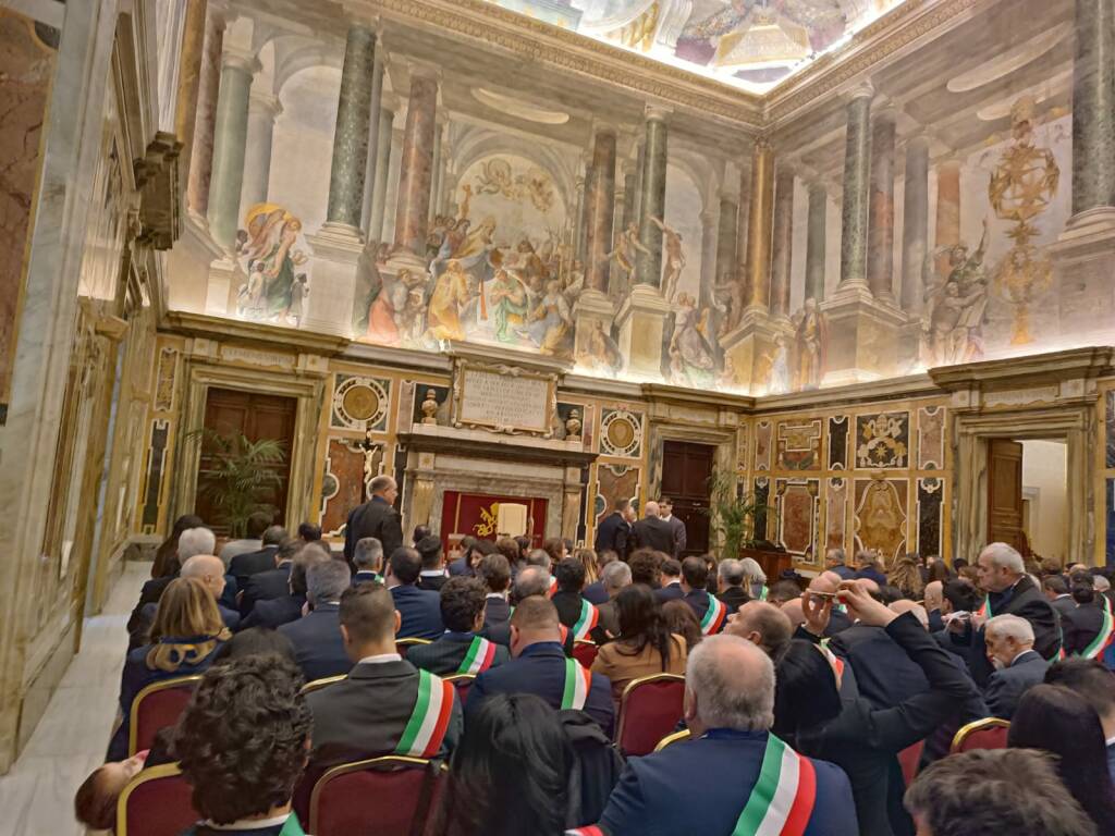 Sabato scorso Atrani, rappresentata dal vicesindaco Michele Siravo, all'udienza speciale con Papa Francesco