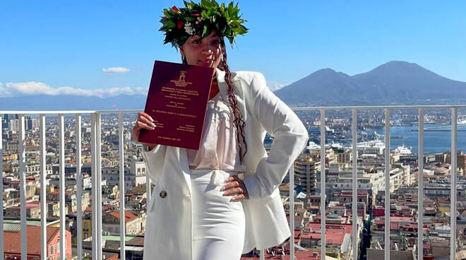 angela amitrano laurea