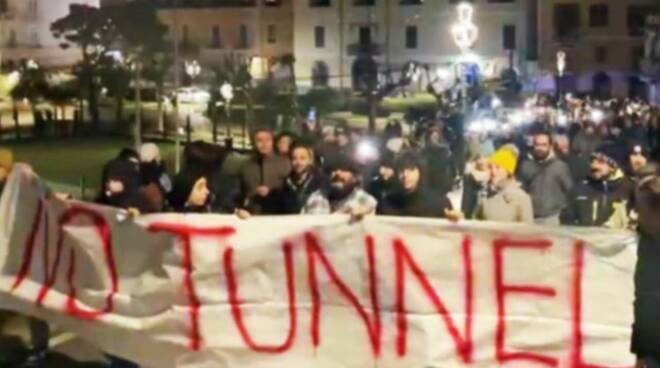 notunnel tra maiori e minori