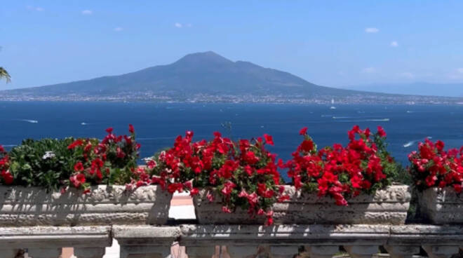 Curiosotà in pillole da Vico Equense: la Villetta del Monumento…