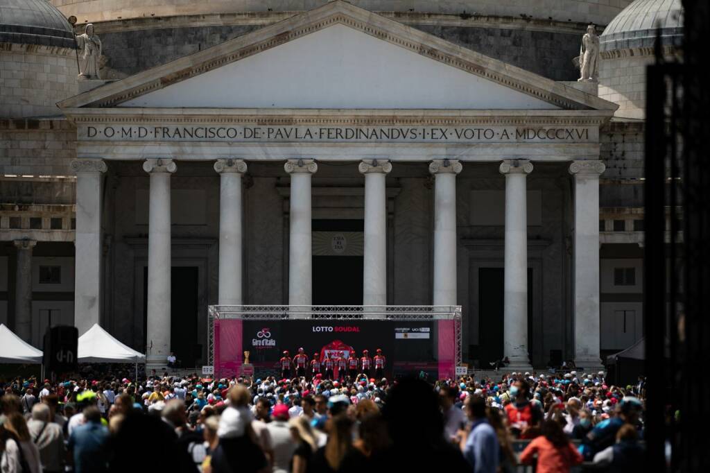 giro d'italia napoli