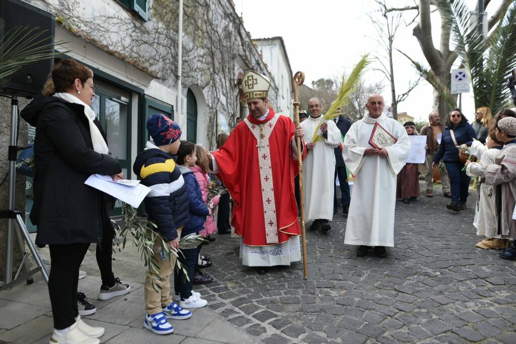 La comunità di Ravello accoglie Monsignor Vincenzo Turturro: "Sono felice di essere in questa terra"