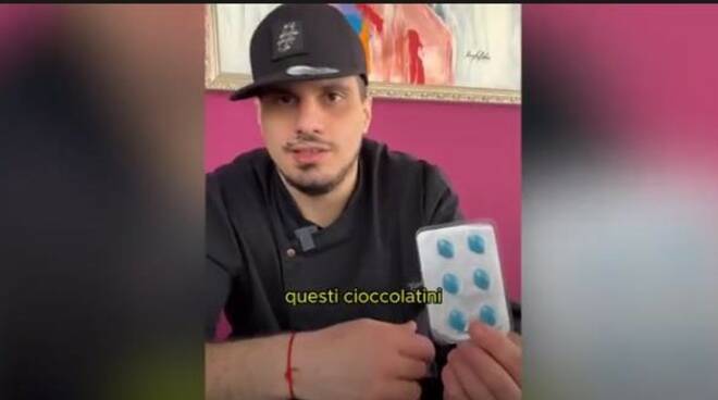 Valerio Braschi cioccolato a forma di viagra