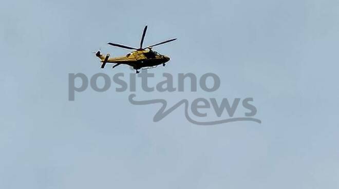 Positano, intervento elicottero del 118 soccorso in montagna 