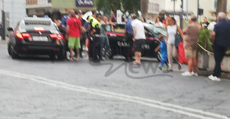 Piano di Sorrento, rissa in Piazza Cota. Volano tavolini al Marianiello