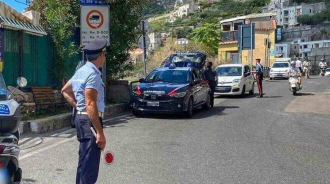 Polizia municipale di Amalfi controlli 