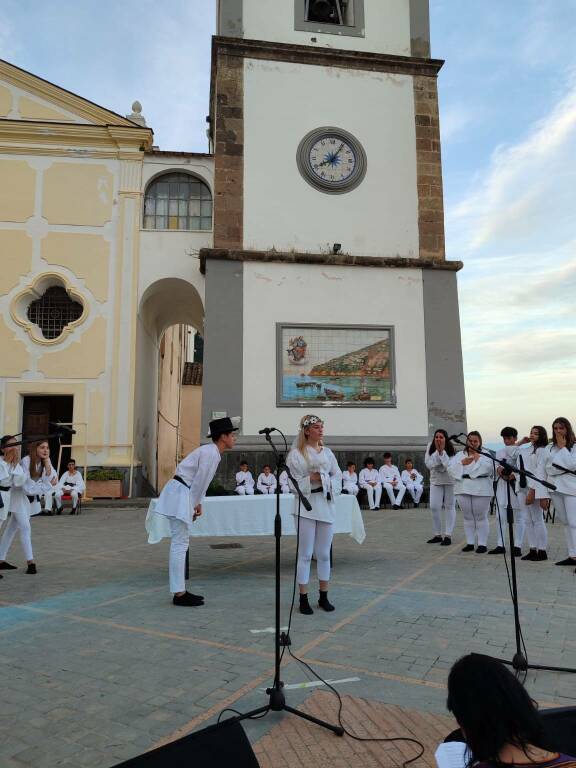 Spettacolo di fine anno scolastico a Praiano