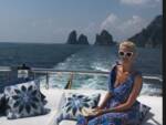 Claudia Schiffer torna a Capri 