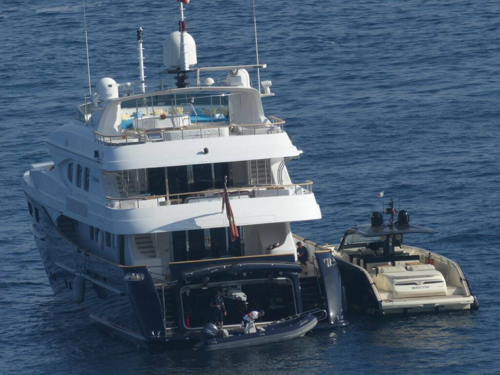 Il mare di oggi: Il Golfo di Sorrento tra lusso e tradizione