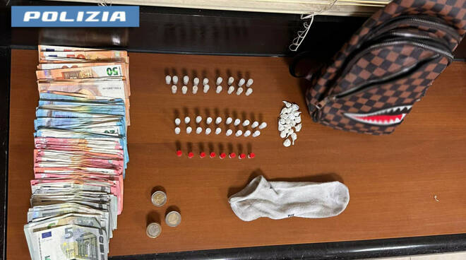 Scampia: sorpreso con la droga. La Polizia di Stato arresta un 36enne