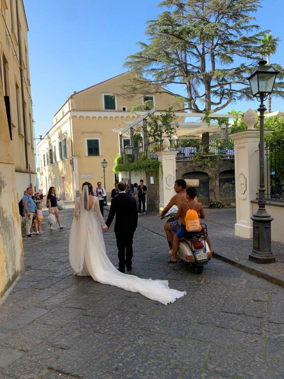 sorrento-oggi-sposi-auguri-a-raffaele-iaccarino-e-flora-campo