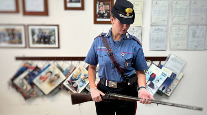 Vico Equense, 66enne deteneva fucili clandestini. Arrestato dai Carabinieri