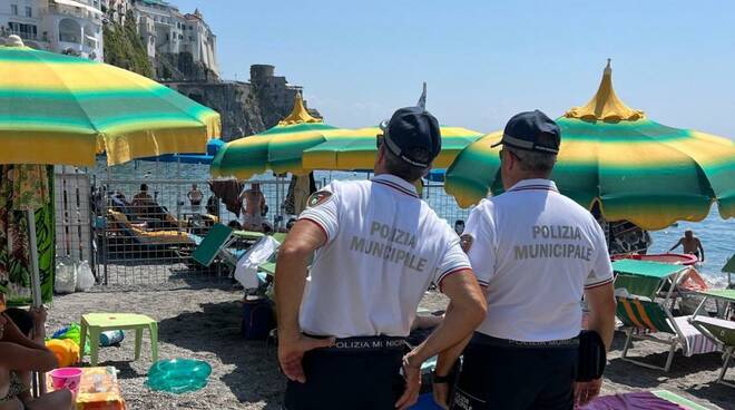 amalfi agenti vigilanza