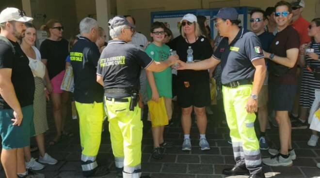 Ferragosto, il sindaco di Sorrento ringrazia la Protezione Civile 