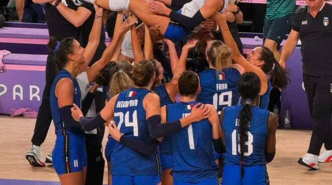 ITALVOLLEY FEMMINILE ESULTANZA ORO PARIGI