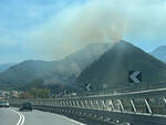 Incendio sul monte Pendolo, tra Gragnano e Pimonte