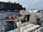 Ischia. Motoscafo imbarca acqua, slavati 5 diportisti a Lacco Ameno 