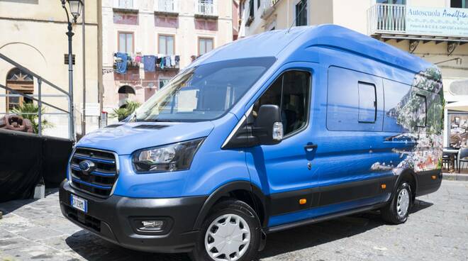 minibus elettrico amalfi