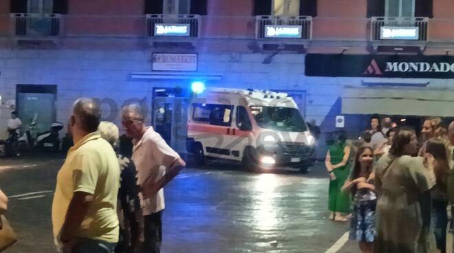 Piano di Sorrento malore a un dipendente di una pizzeria in Piazza Cota