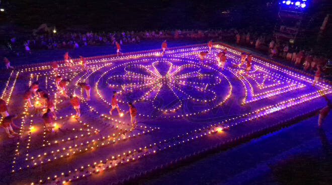 Praiano, atmosfera magica per la prima serata della "Luminaria di San Domenico"