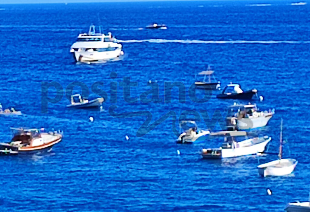 Yacht di lusso a Positano