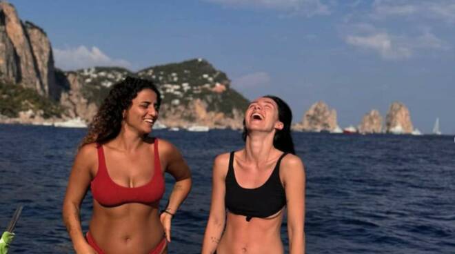 Aurora Ramazzotti e Sara Daniele a Capri