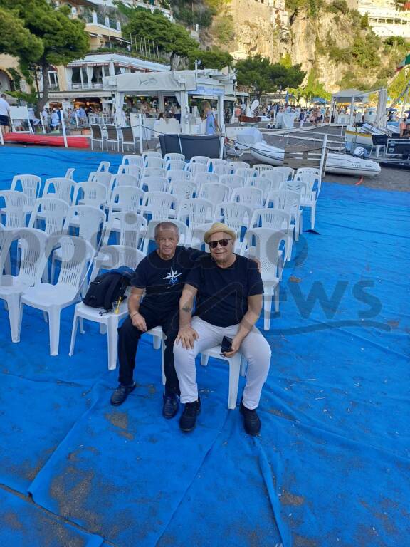 Positano, alla Spiaggia Grande le prove del Maestro Enzo Gragnaniello