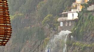 Positano: fango e detriti sulle strade